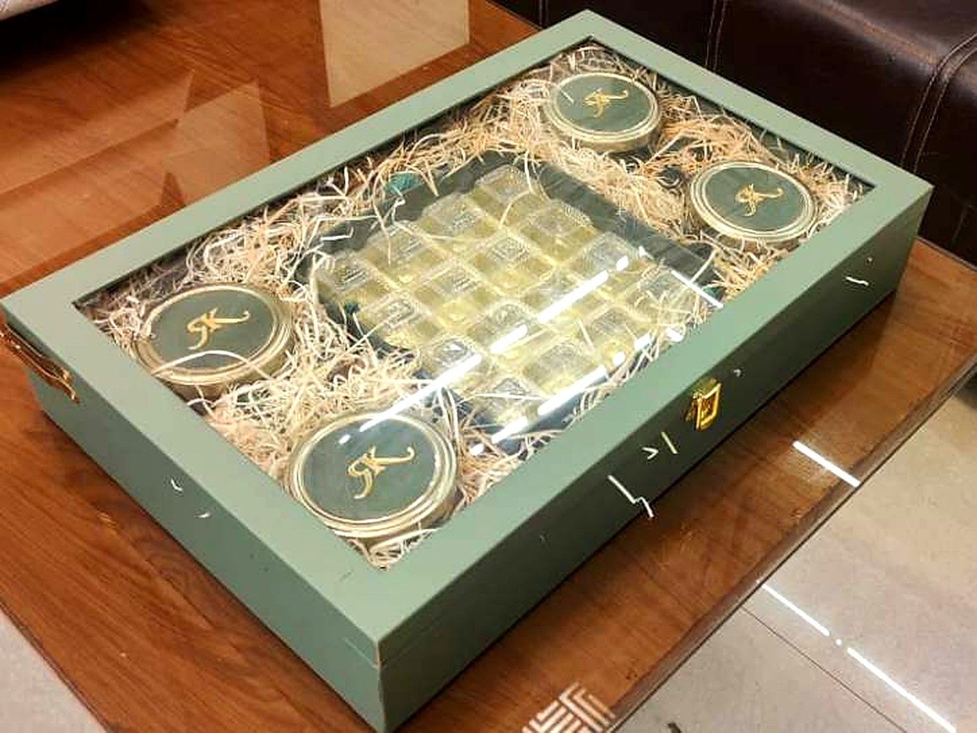 The Verdant Vitrine — Reference D-6, Premium Series