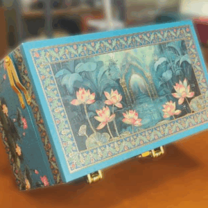 Gift Box 24