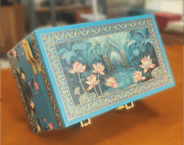 Gift Box 24