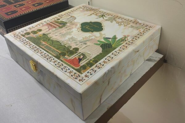 Gift Box 12