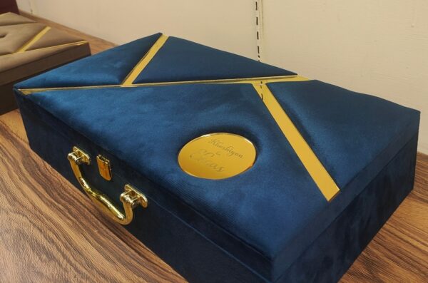 Gift Box 15