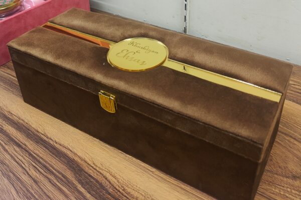 Gift Box 16