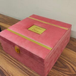 Gift Box 17